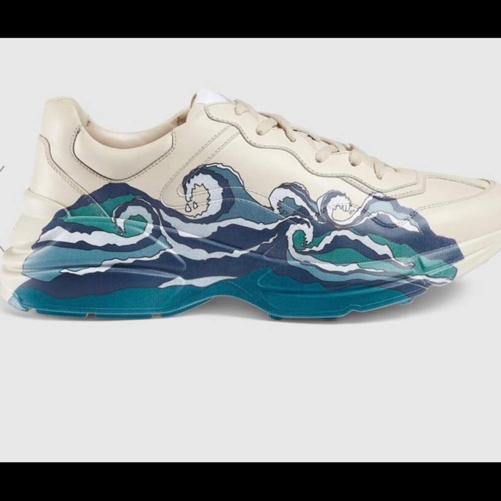 Men’s Gucci sneakers